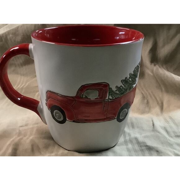 Red Trunk and Christmas Tree Etched Mug. - Picture 1 of 4